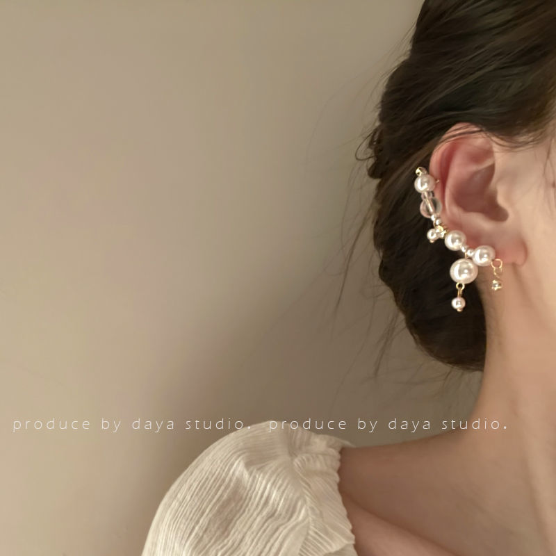 Wrapping around the ears Super Fairy Pearl Bow Knot Earrings with a high-level sense of luxury, light luxury, retro and gentle French-style niche earrings