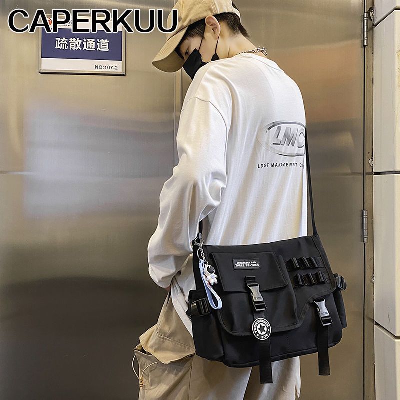 CAPERKUU潮牌斜挎包男ins大容量百搭单肩背包日系休闲工装邮差包