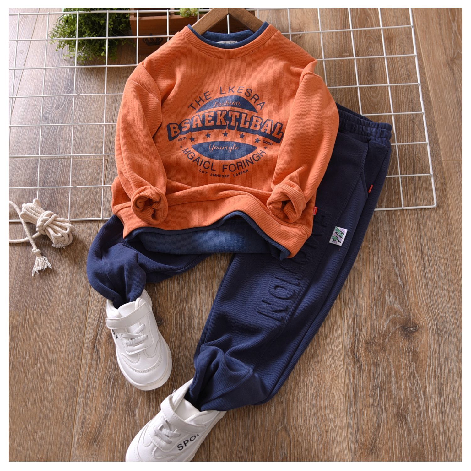 Boys' Autumn suit children's  new spring sweater explodes on the street, foreign style, big boys' handsome long pants trend