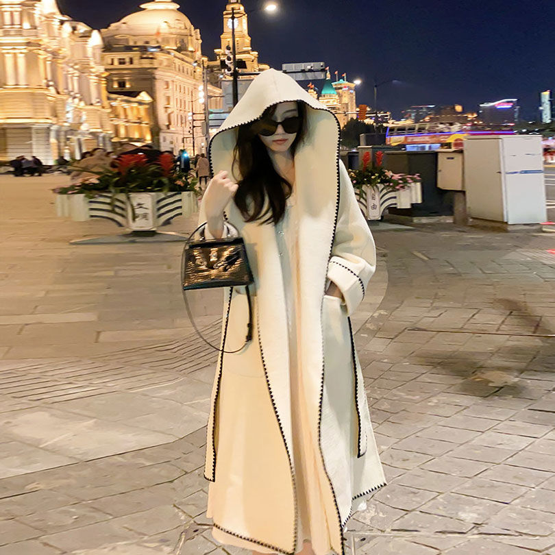 [Spot] Shell embroidered hooded temperament woolen coat 2023 winter new mid-length over-the-knee woolen coat