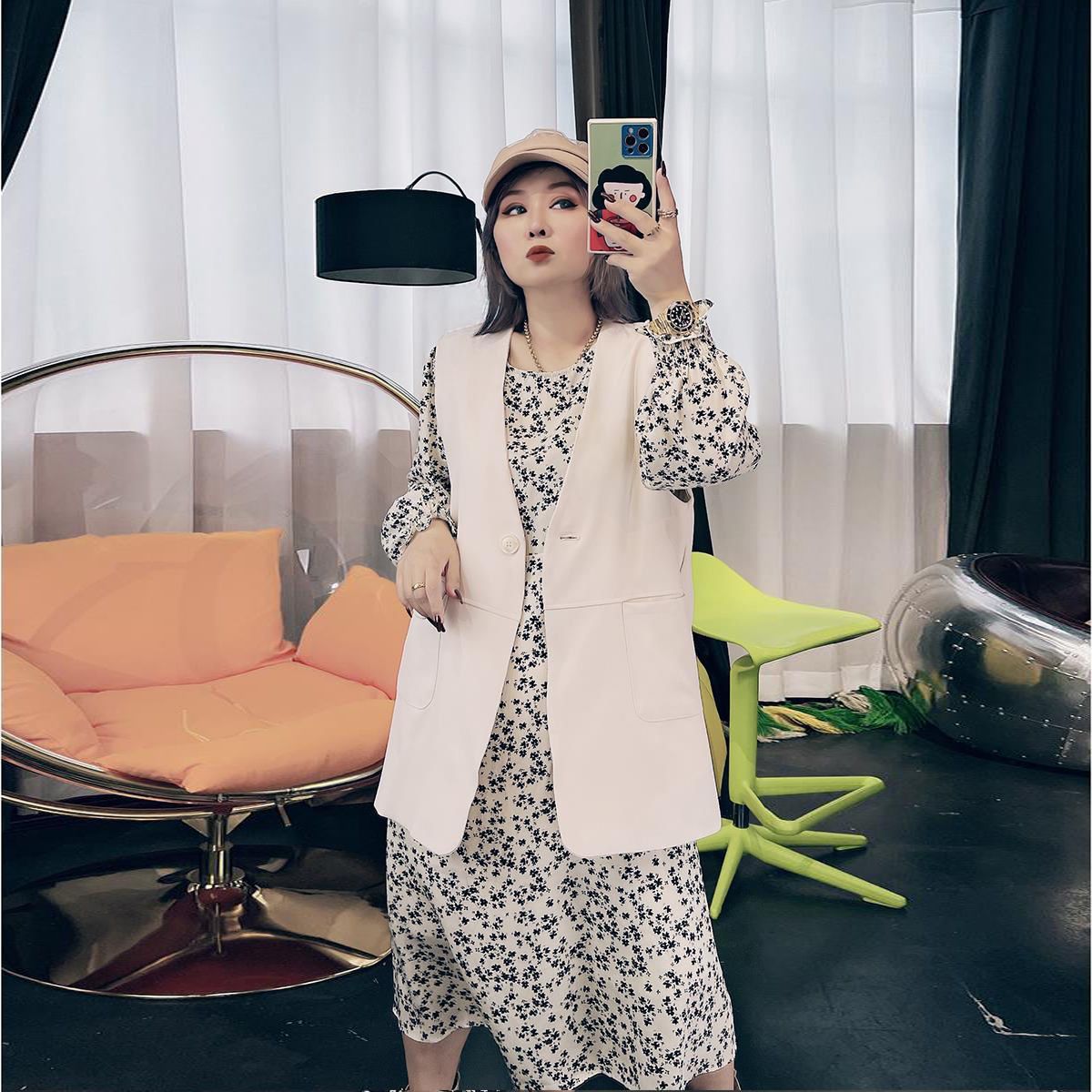Large size women's fried street skirt 200 catties fat MM loose meat covering temperament floral dress vest outer suit