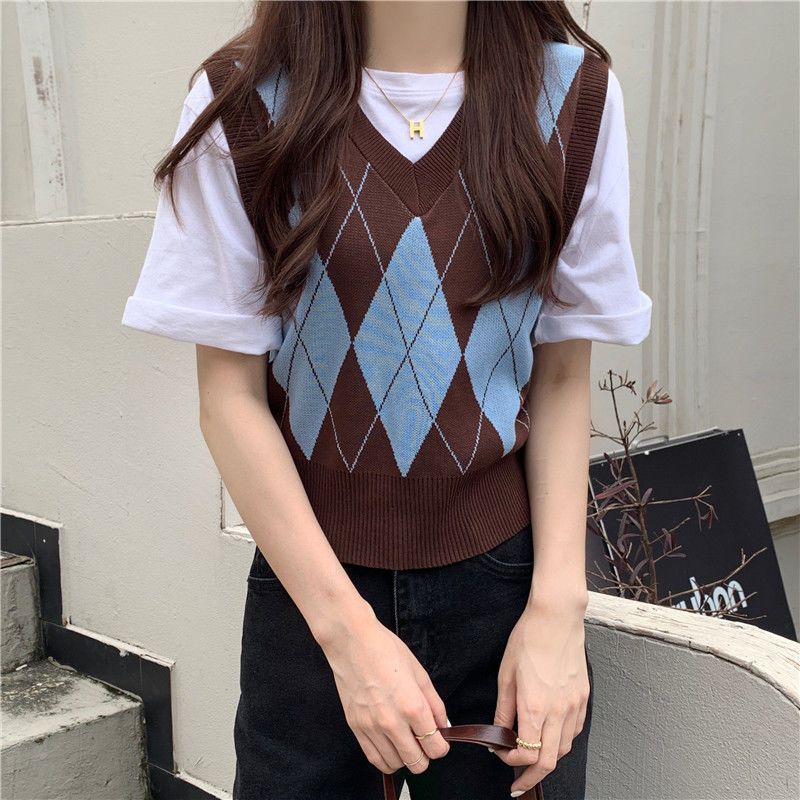Thin knitted vest women's spring and autumn  new sleeveless tops wear rhombus sweater waistcoat tide