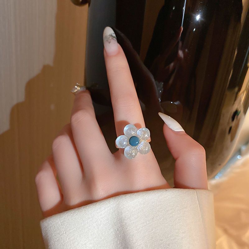 Blue sweet flower ring~ins niche design does not fade resin interesting contrast color small fresh flower ring
