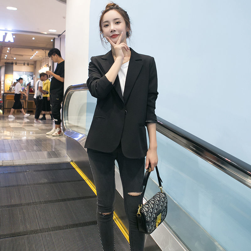 Black suit jacket female small short top Korean style temperament net red fried street high-end sense non-ironing suit female