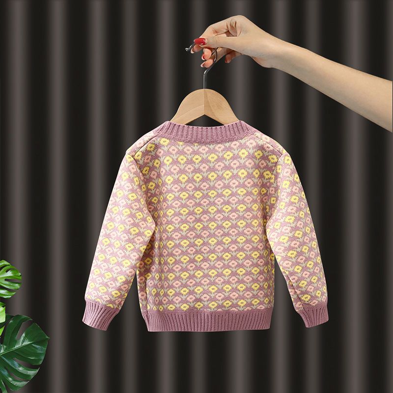 2023 Girls Autumn Cardigan New Baby Knitted Jacket Korean Version Children's Western Style Sweater Middle and Small Children's Line Clothes