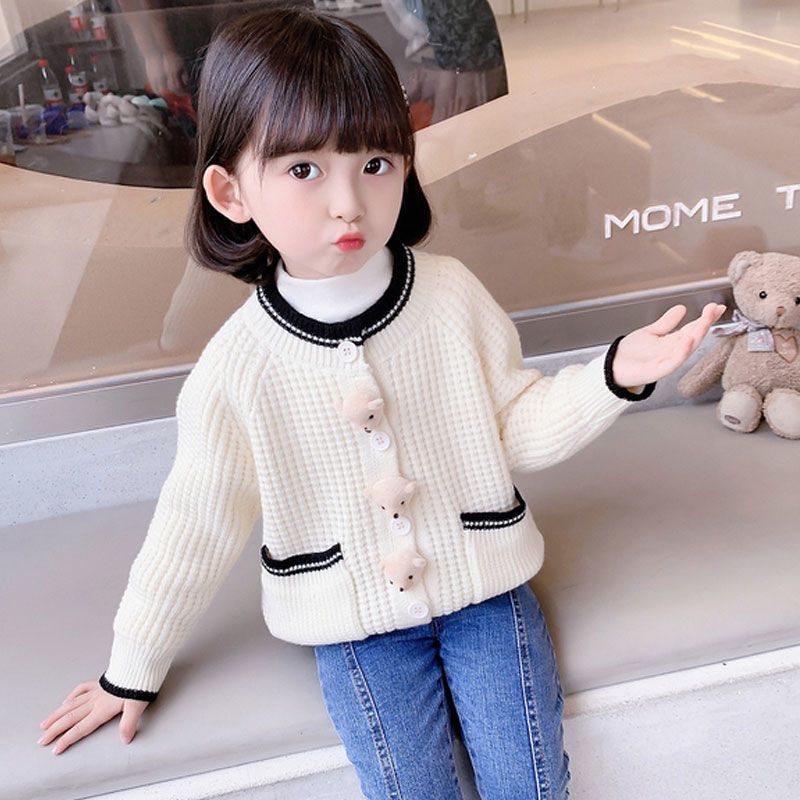 Girls' autumn clothes sweater cardigan autumn clothes 2022 new foreign style baby girl knitted top fashionable coat children's clothes