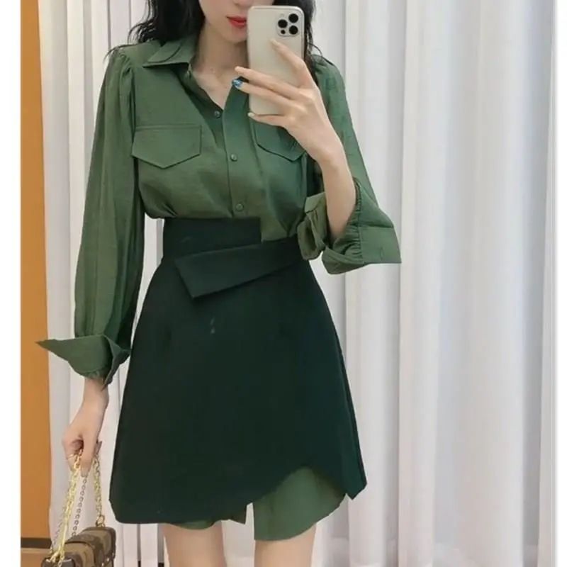Western-style suit women's retro Hong Kong flavor autumn suit 2022 new design sense niche shirt thin skirt two-piece set