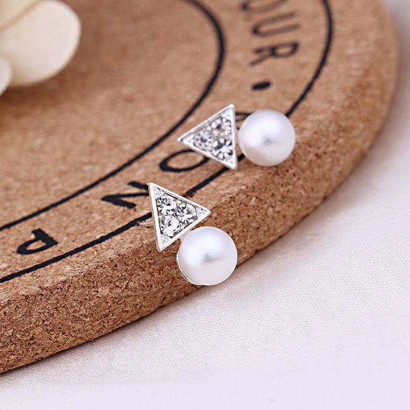 Stud Earrings Female Student Korean Version Simple Personality Temperament Cute Hypoallergenic Ear Jewelry Fashion Internet Celebrity Versatile Earrings