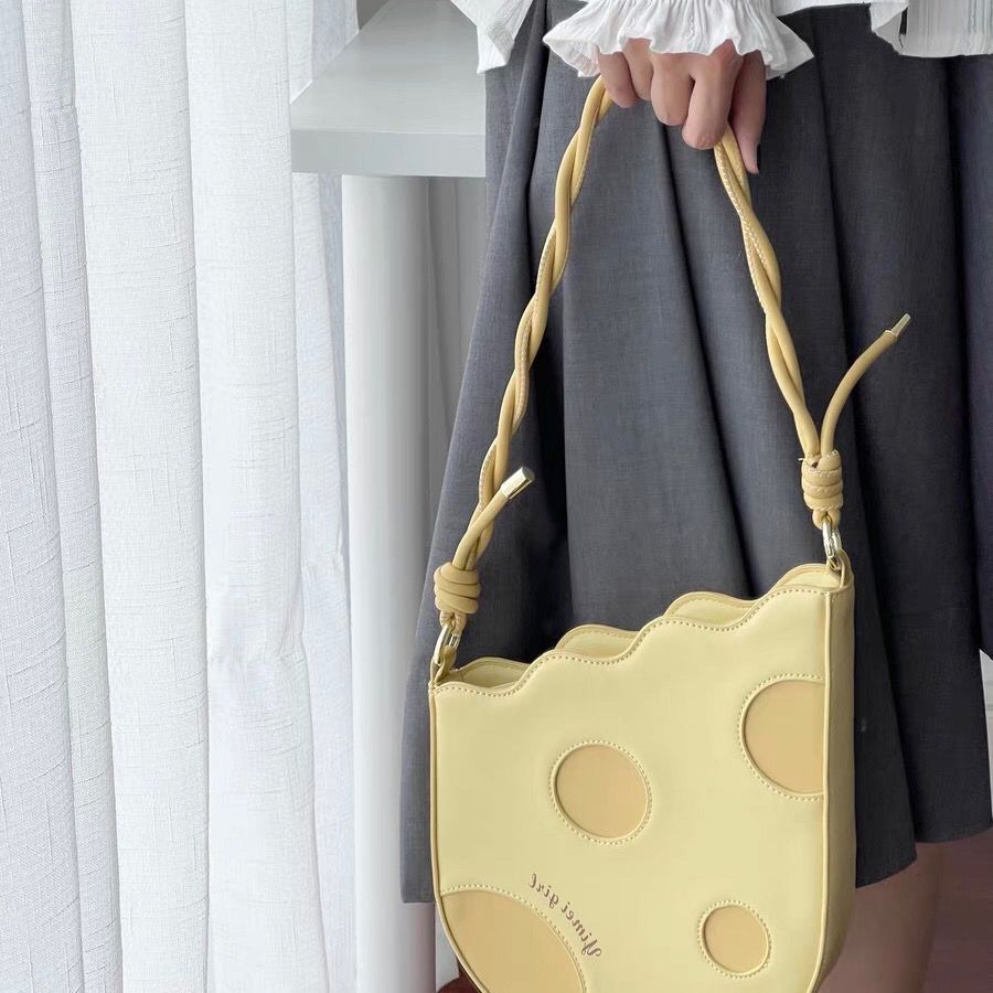 YINMEI包包新款奶酪腋下包女原创设计复古单肩包高级感手提包