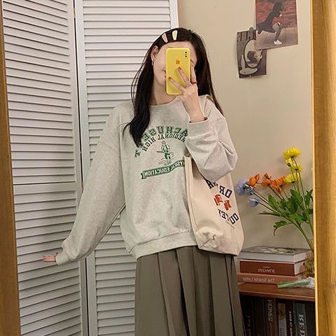 88862-秋冬季灰色卫衣女春薄款2021年新款圆领宽松韩风字母印花长袖上衣-详情图