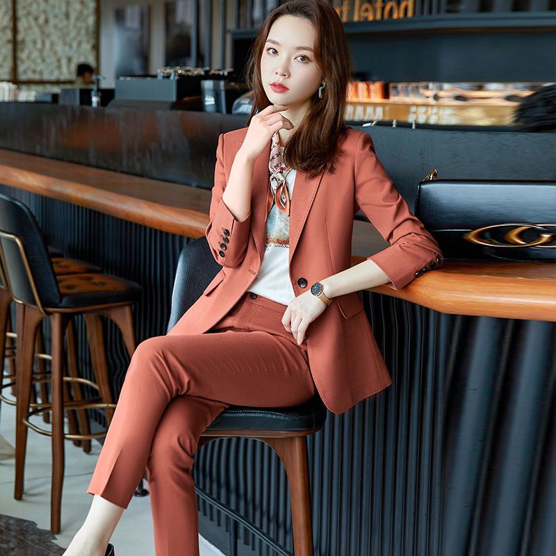 High-end suit jacket female spring and autumn fashion temperament professional wear 2023 new age-reducing small suit suit overalls