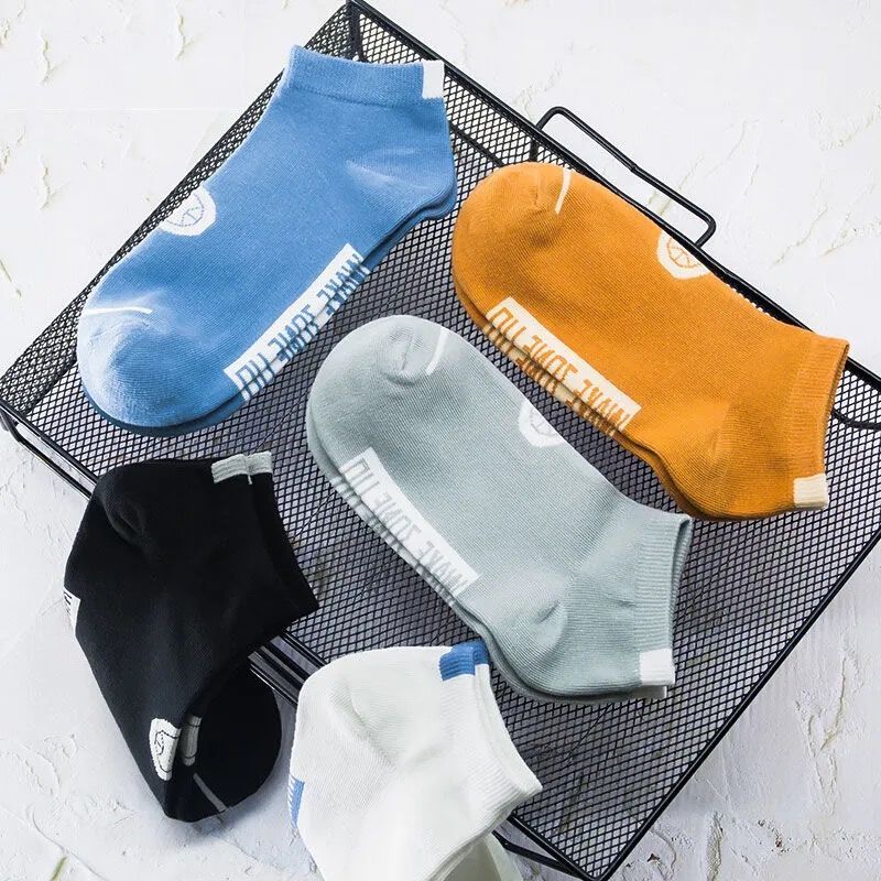 [Buy 30 get 30 free] Socks men's socks boat socks autumn and winter thin section shallow mouth low-top Korean version of the tide