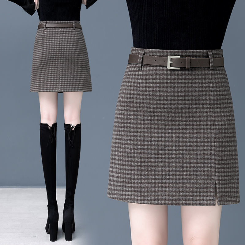 Woolen fine plaid short skirt women's autumn and winter new Korean version of high waist slit half-length a-line skirt slim bag hip skirt