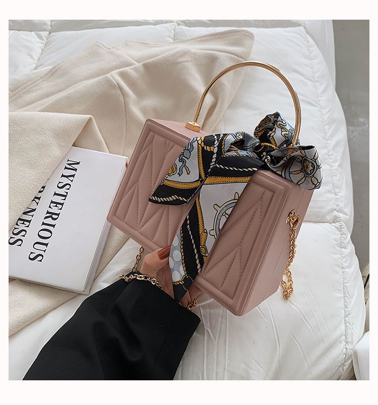 Scarf Small Square Handheld Box Bag With Pleated Embroidery Detail_voghion.com
