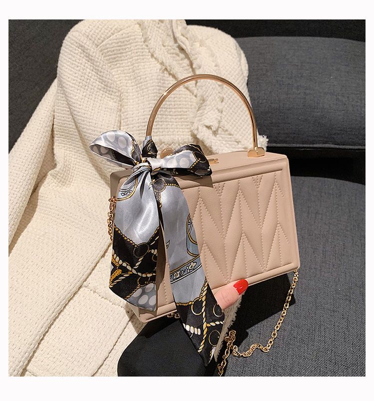 Scarf Small Square Handheld Box Bag With Pleated Embroidery Detail_voghion.com