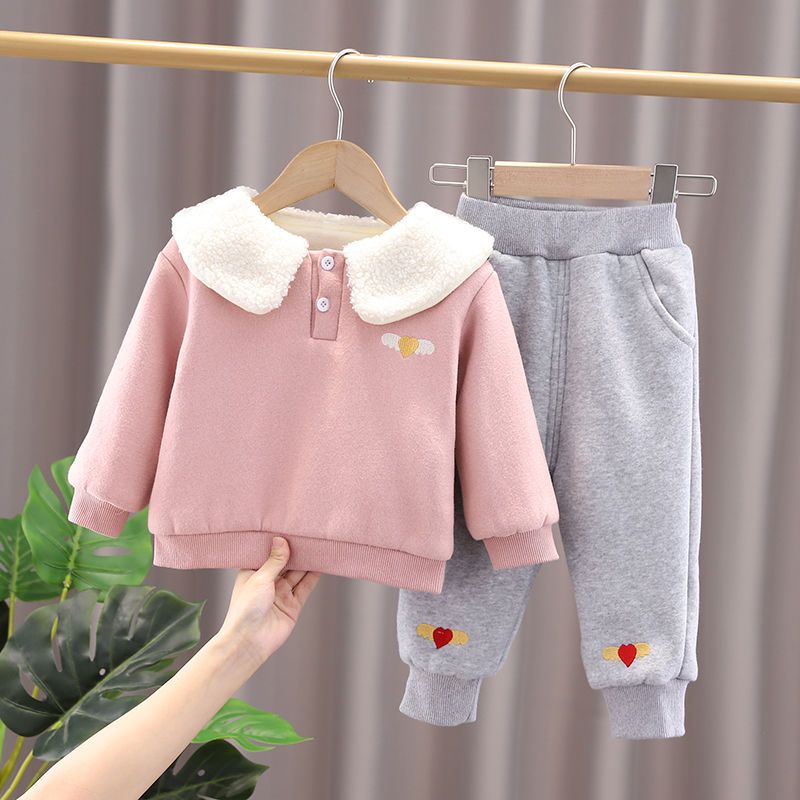 Baby girl autumn and winter suit  new children's clothes with velvet and thick foreign style 0-4 years old 3 girls two-piece set