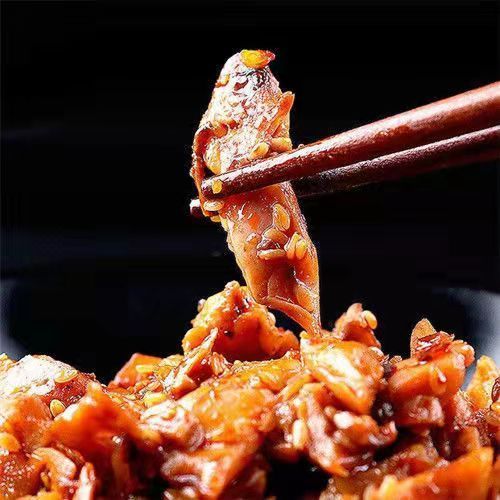 88741-【酱香鱿鱼】小吃香辣鱿鱼块下饭熟食即食麻辣下饭鱿鱼厂家直销-详情图