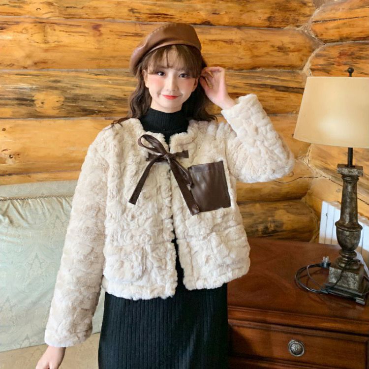 Lamb wool coat women's short section small autumn and winter Korean version of the new thickened imitation rabbit fur fluffy fur plush top
