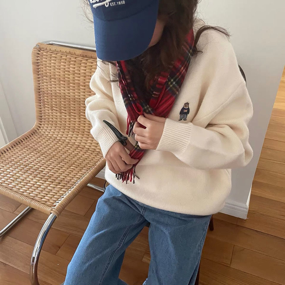 百搭圓領套頭毛衣外套女超火韓版少女卡通小熊刺繡針織開衫上衣潮