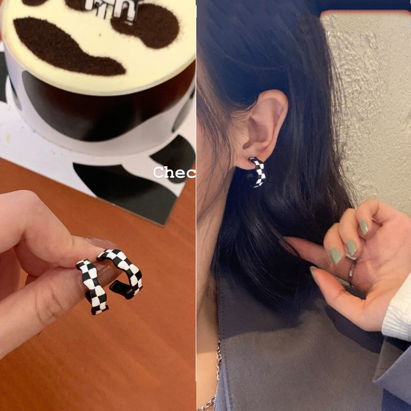 黑白棋盤格耳圈耳釘女2022年新款潮耳環秋冬小眾設計高級感耳飾