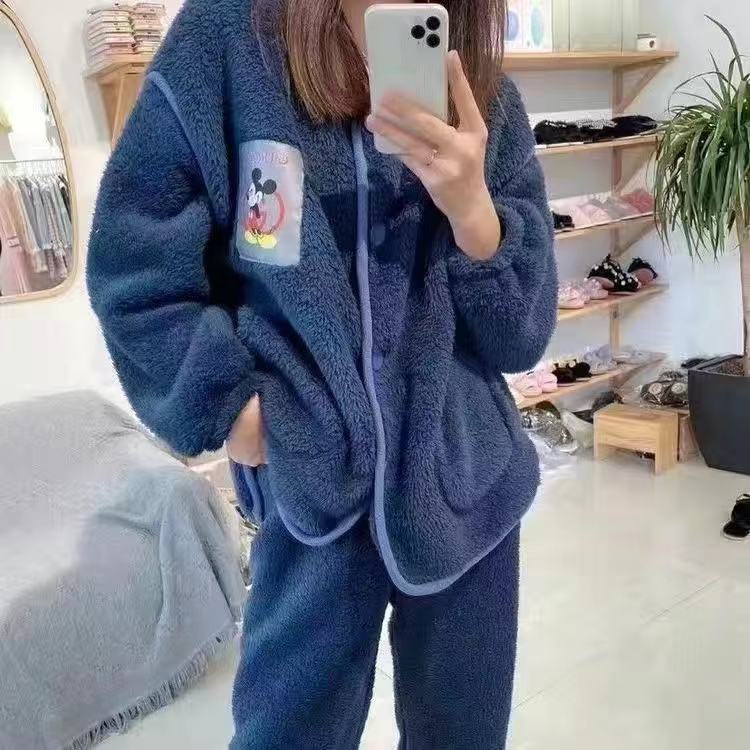 Pajamas women's autumn and winter coral fleece plus velvet thick casual can be worn outside winter ladies home clothes warm suit