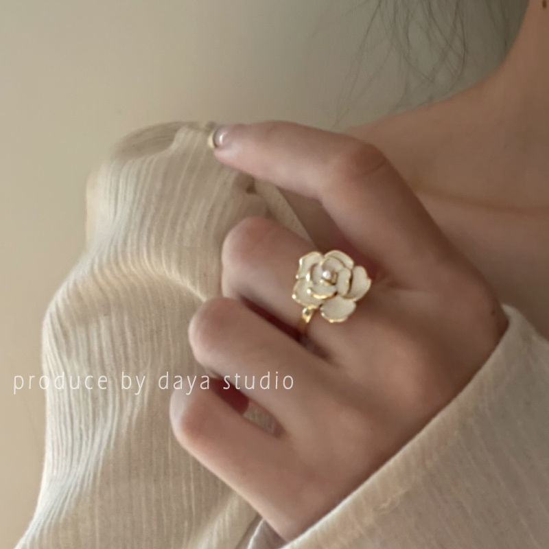 High-end sense French camellia drop glaze pearl ring small fragrance style exquisite light luxury fairy temperament retro open ring