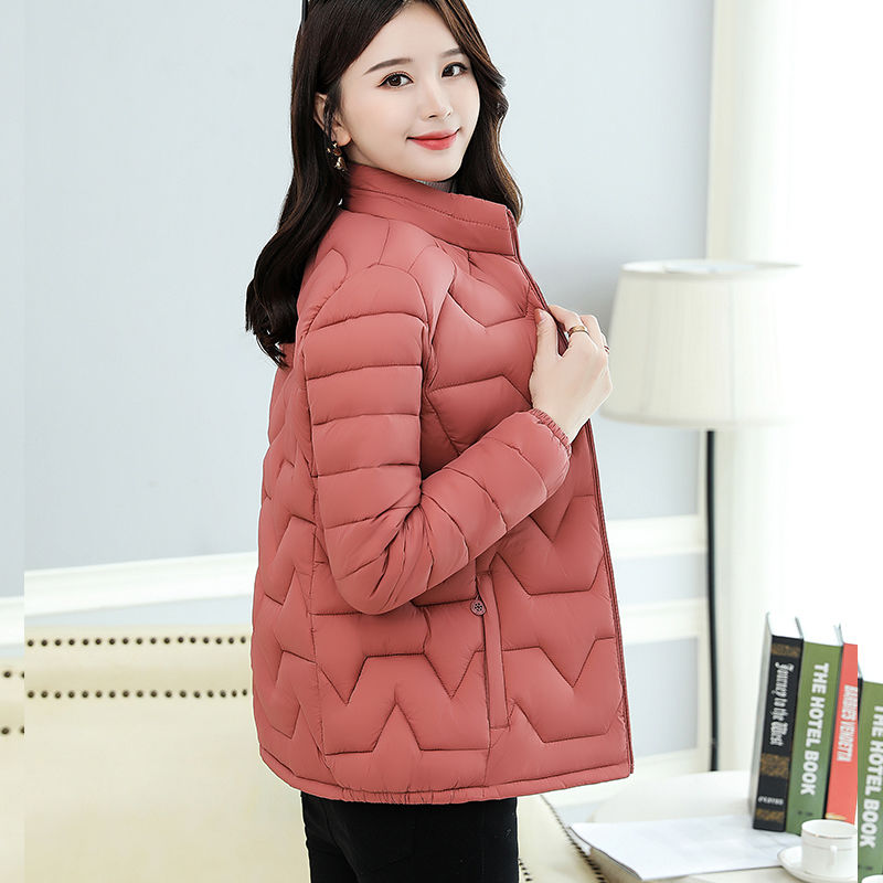 Small cotton-padded jacket women's short coat 2022 winter new Korean version thickened down cotton coat loose slimming warm cotton coat