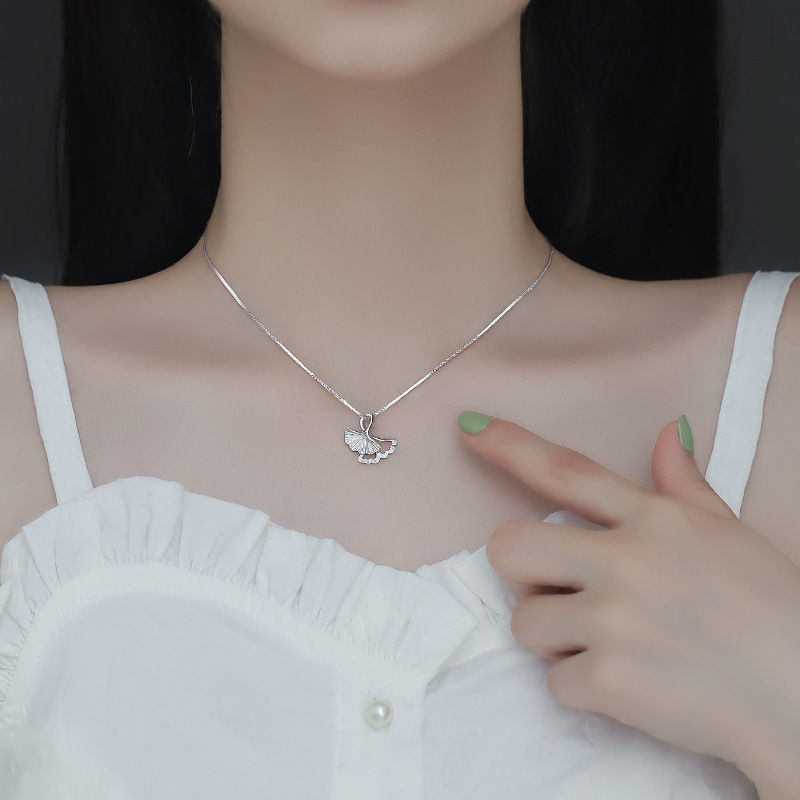 Necklace women's summer sterling silver fairy spirit all-match does not fade light luxury niche 2021 new simple design clavicle chain