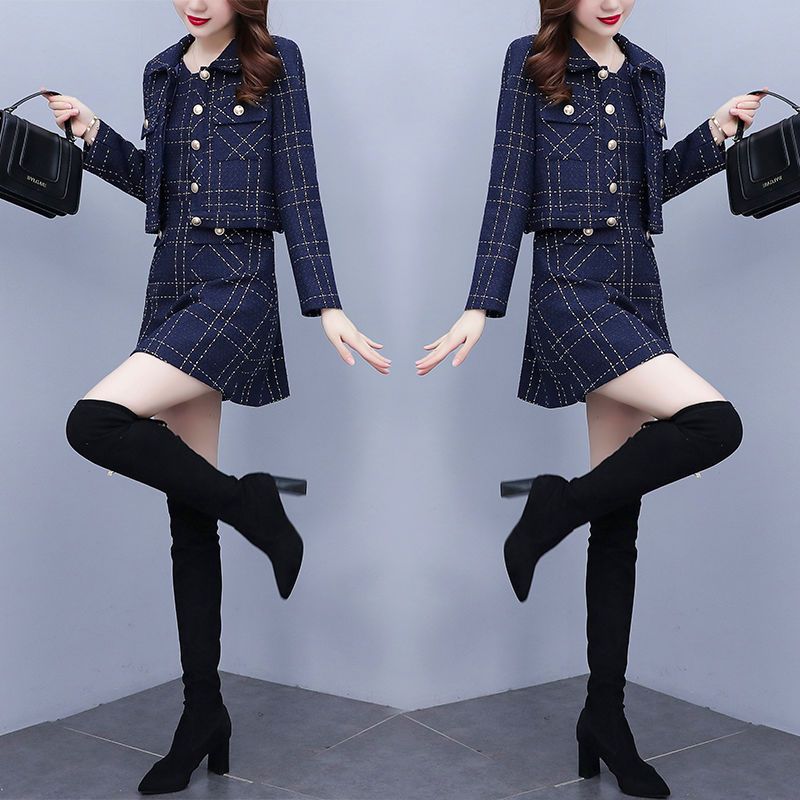 Fat mm ladies Xiaoxiangfeng two-piece suit 2022 winter new Korean version of the foreign style short coat slimming fashion suit skirt women