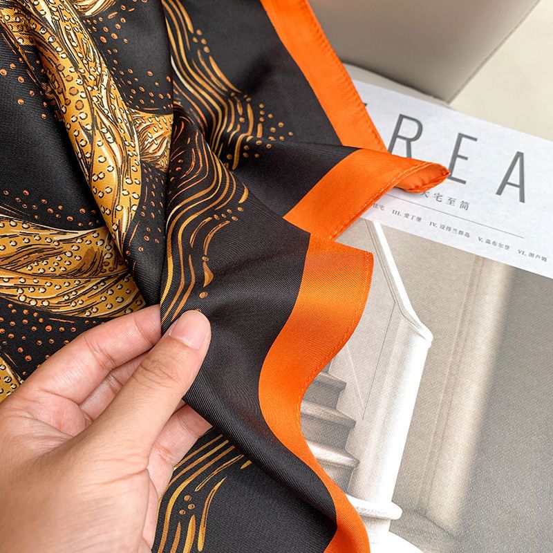 90 square scarves, women's scarves, small square scarves, spring and autumn styles, westernized fashion, versatile_voghion.com