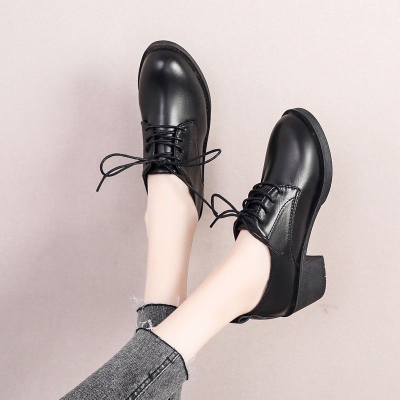 鞋子2021新款女小皮鞋女英伦风韩版女鞋百搭圆头平底单鞋大码女鞋