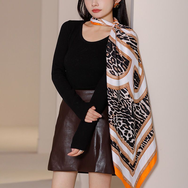 Sciarpe con motivo leopardato 90 * 90, sciarpe quadrate, sciarpe decorative versatili da donna, collane, abiti alla moda,_voghion.com