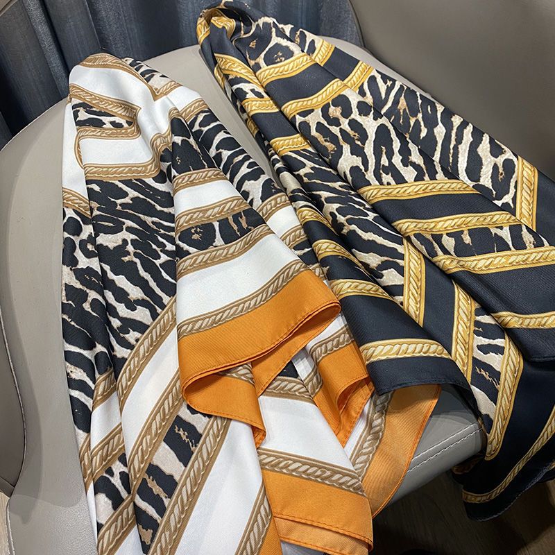 Sciarpe con motivo leopardato 90 * 90, sciarpe quadrate, sciarpe decorative versatili da donna, collane, abiti alla moda,_voghion.com