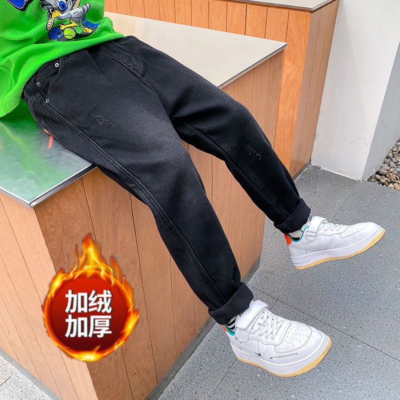 Children's fleece jeans autumn and winter style  new boys' casual foreign style Korean version of the big children's loose trousers trend