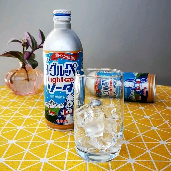 日本原装进口饮料南日本酪农酸奶风味碳酸饮料490ml*5瓶装铝罐