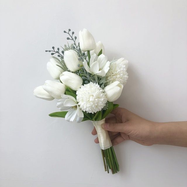韩式新娘手捧花 韩系婚纱照拍摄马蹄莲手捧花 结婚婚礼白色手拿花