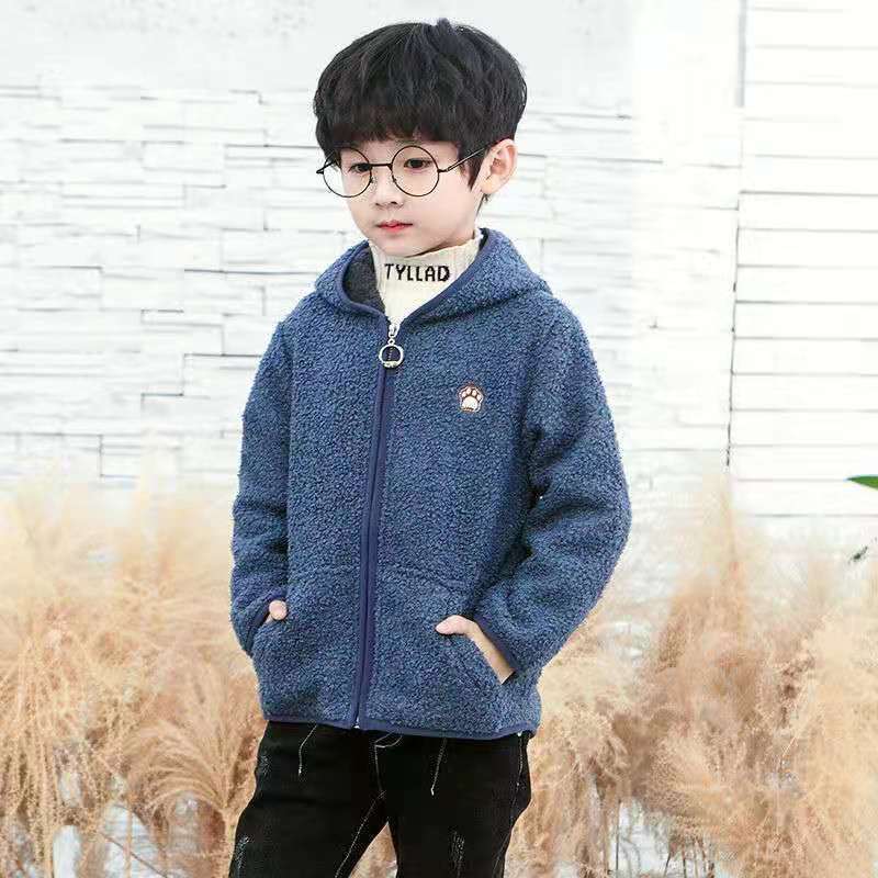 Boys and girls warm jacket 2022 autumn and winter new Teddy velvet plus velvet thick Korean version hooded fashion children's top