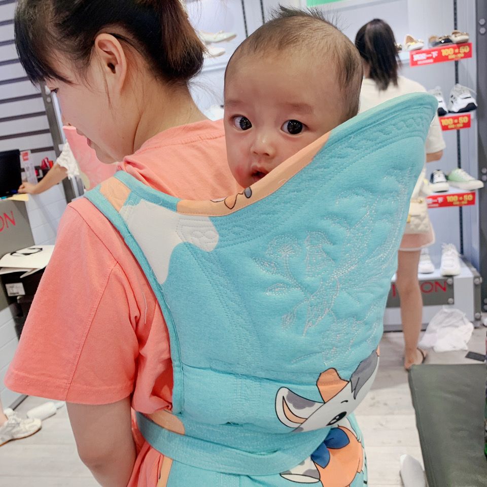 Yunnan and Guizhou traditional old-fashioned baby baby baby children's back scarf shirt back is carried by children's braces in front of the back fan style