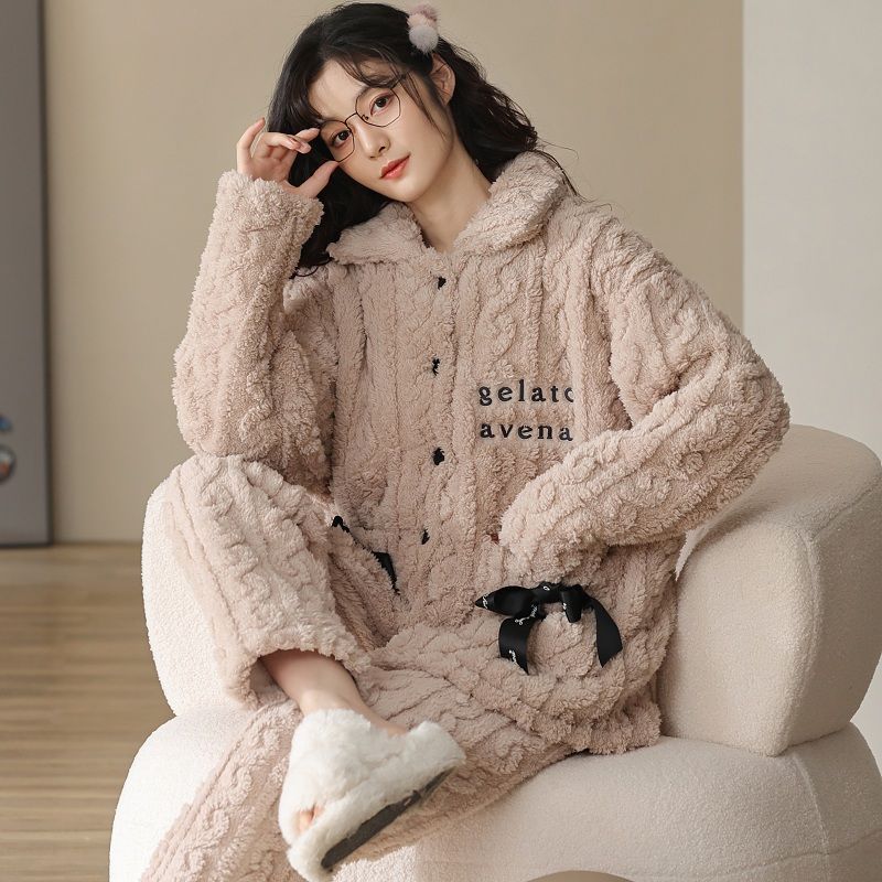 New Coral Fleece Pajamas Ladies Autumn and Winter Thickened Plus Velvet Warm Confinement Clothes Flannel Homewear Suit Spring