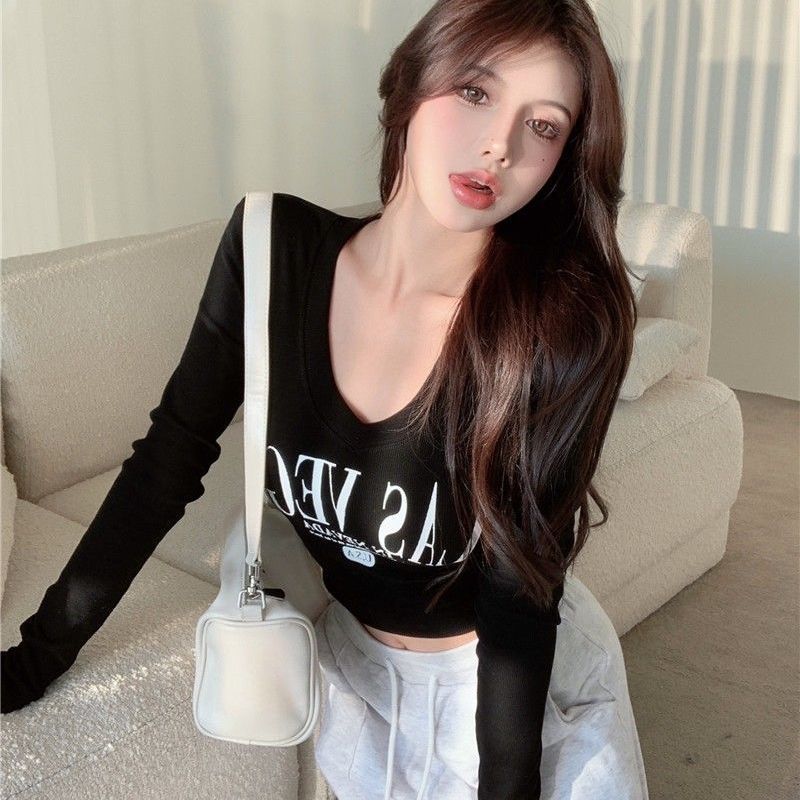 Ins pure desire top autumn tight-fitting sweetheart collar short section navel inner bottoming shirt ladies V-neck T-shirt outer wear winter