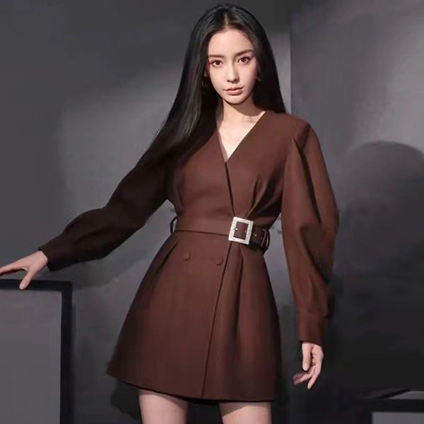 明星杨颖同款气质连衣裙女2021春秋冬新款设计感高级感连衣裙