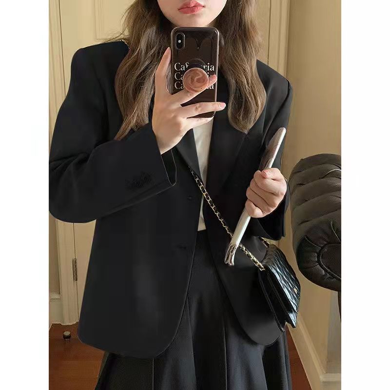 2022 spring and autumn small suit jacket women's leisure versatile British style gray short ins west Xinjiang Tibet special chain