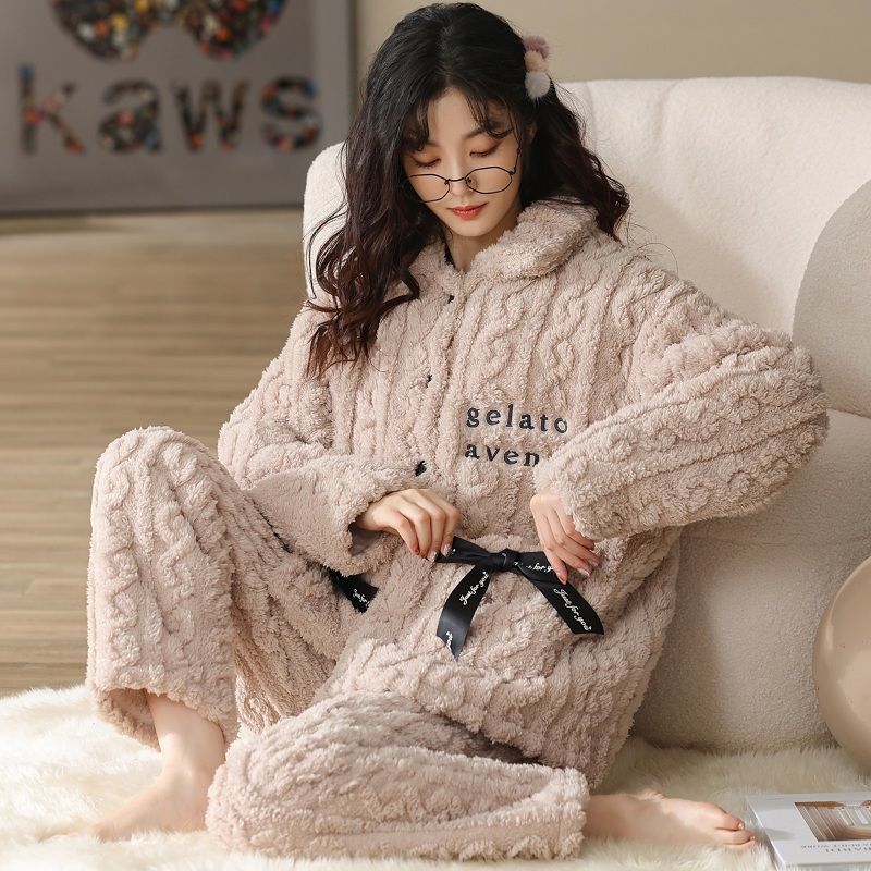 Flannel plus velvet three-layer thickened pajamas women's autumn and winter home clothes cute warm jacket can be worn outside suit