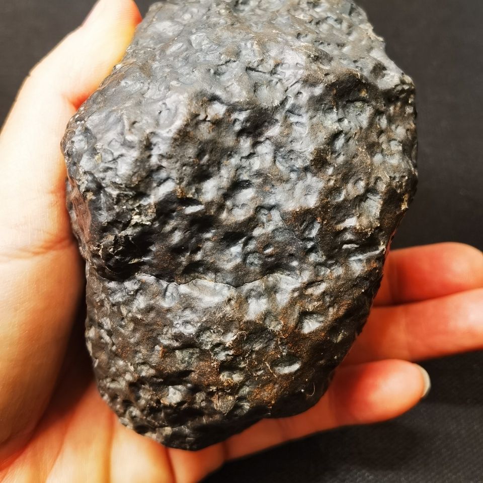 罗布泊甘沟龙鳞角砾岩陨石562克原石手把件小摆件可加工雕刻4158