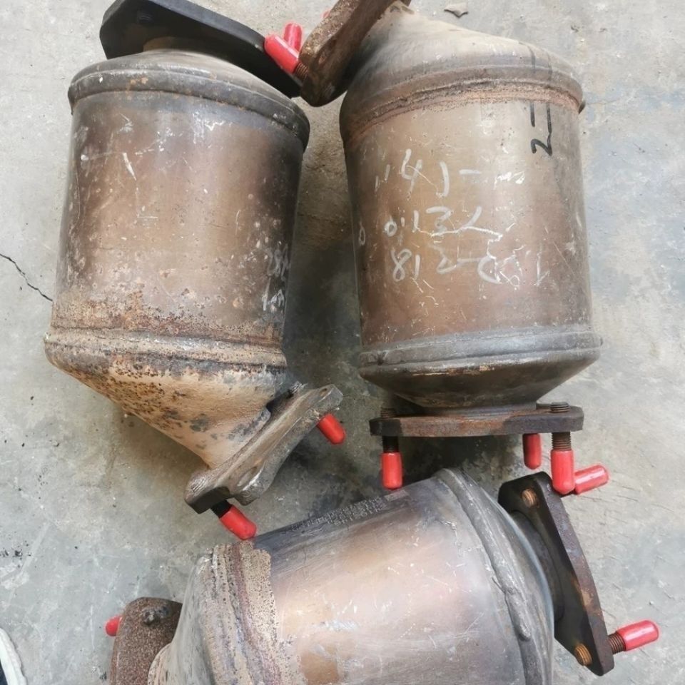 宝骏730 510 630 310凯越1.5三元催化器原厂壳翻新 做旧 1.8 1.