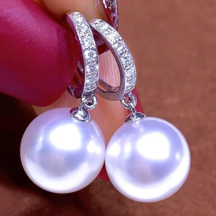 天然海水母贝南洋金珍珠耳环澳白贝珠镶钻银耳圈气质百搭时尚女款