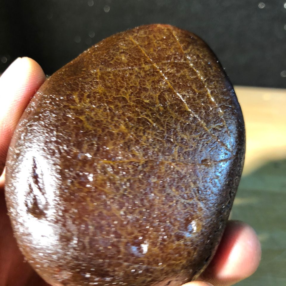 玛瑙原石重量221克 马达加斯加缠丝玛瑙 冰彩玛瑙 奇石