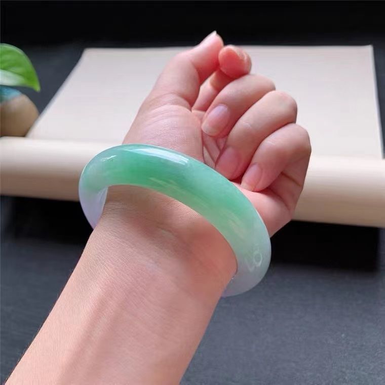 春彩天然翡翠玉手镯缅甸老坑玉石珠宝礼品冰糯种贵妃紫罗兰圆条镯