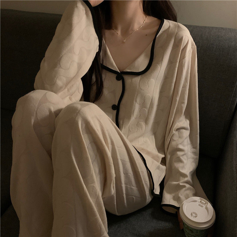 New ins pajamas women's spring and autumn Japanese net red jacquard thin section long-sleeved cardigan simple home service two-piece set