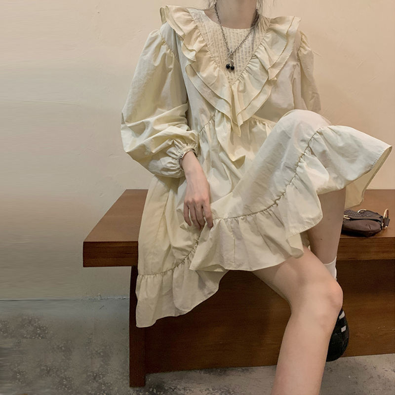French retro puff sleeves loose slim dress female spring 2023 new small design doll skirt